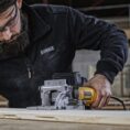 DeWALT Kekserica za drvo DW682K